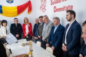 Elisabeta Lipă și-a deschis cabinet parlamentar în Dorohoi în același spațiu în care a avut și Dan Șlincu
