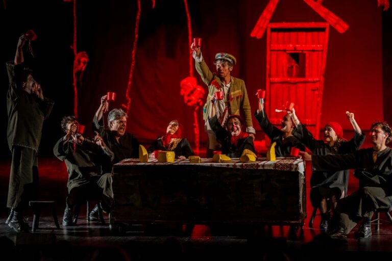 „Ivan Turbincă” revine pe scena Teatrului Mihai Eminescu din Botoșani