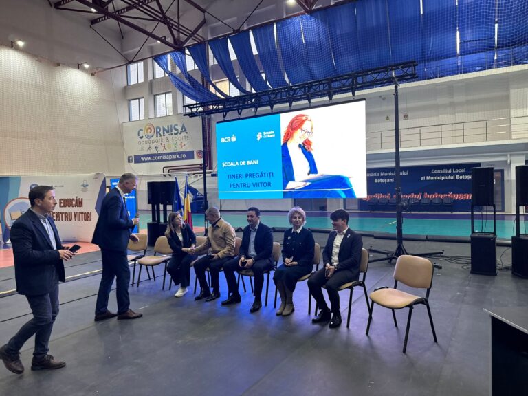 „Școala de Bani” a cucerit Botoșaniul – lecții de viață financiară pentru sute de elevi „Școala de Bani” a cucerit Botoșaniul – lecții de viață financiară pentru sute de elevi