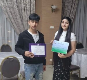 Elevi botoșăneni premiați la Concursul Național ”Istoria și tradițiile rromilor”