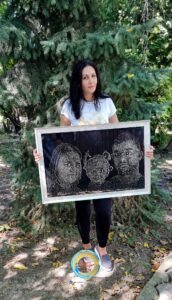 Camera Surprizelor – atelierul din Botoșani unde mii de cristale dau viață unor cadouri unicat