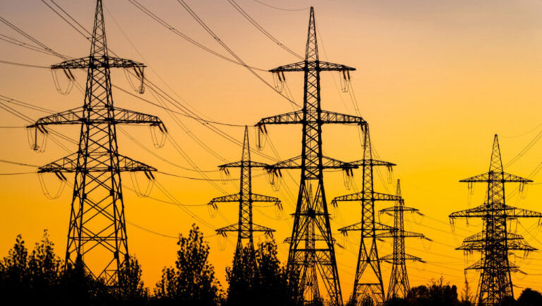 Botoșaniul pe harta mare a energiei: Guvernul declară proiect de importanță națională „autostrada” electrică Suceava-Bălți