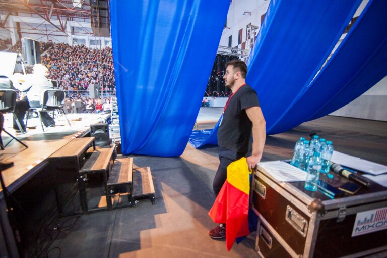 Gabriel Tupiluș, botoșăneanul care dă sunet marilor festivaluri din România!