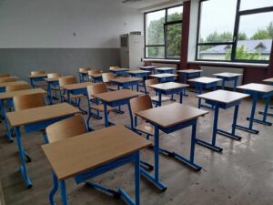 FOTO Revoluție în educația din Ștefănești: școlile reabilitate complet, cu panouri fotovoltaice și echipamente smart