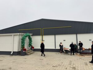Investiție de 3 milioane euro la Bucecea: Vetex Farm inaugurează hale moderne și își extinde capacitatea la un milion de pui anual