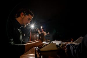 Teatrul „Mihai Eminescu” deschide Sala Studio cu un spectacol-document despre Mugur Călinescu