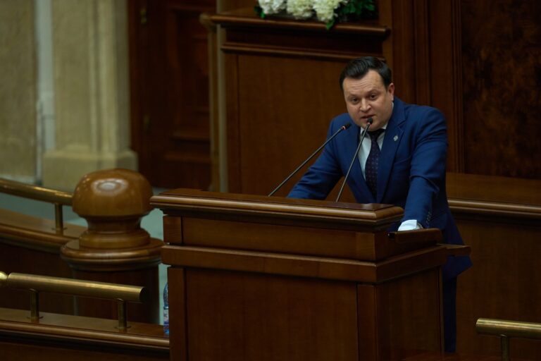 COMUNICAT DE PRESĂ Guvernul „Austeritate” cu cinci vicepremieri, criticat virulent de Cătălin Silegeanu în Senat