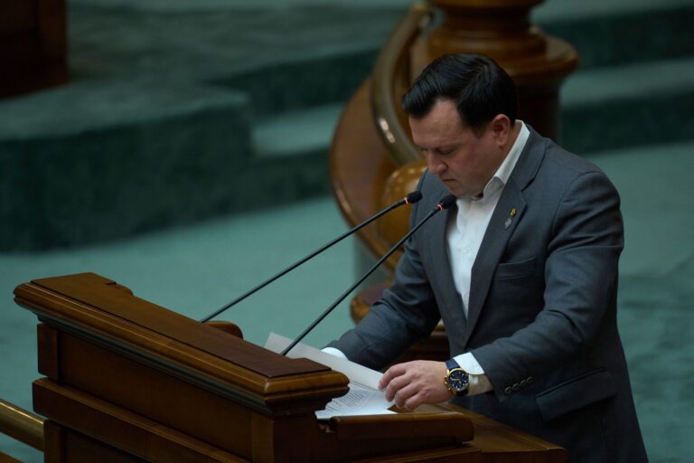 Comunicat de presă: Cătălin Silegeanu dezvăluie adevărata miză a „reformei” administrative. „Aduce aminte de OUG 13”
