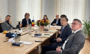 Iftime s-a întâlnit cu ambasadorul Chinei în România. I-a prezentat, la Camera de Comerț, oportunitățile de investiții în Botoșani