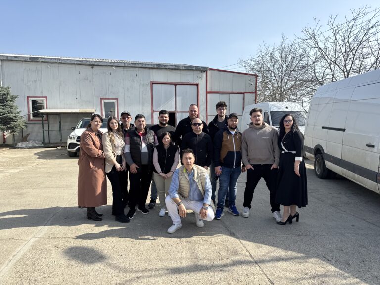 VIDEO Au deschis un nou hub comercial și anunță investiții viitoare de 1 milion euro VIDEO Au deschis un nou hub comercial și anunță investiții viitoare de 1 milion euro
