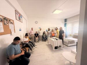 CJRAE Botoșani, proiect european de consiliere a părinților: patru specialiști au studiat metode inovatoare în centre pentru copii supradotați și școli de adulți