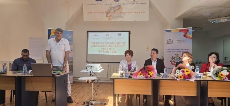 De la Cluj la Chișinău, prin Botoșani, Suceava, Iași și Brașov: 66 de lucrări la Simpozionul „Euroregiunea Prutul de Sus”, sub patronajul Coroanei Române De la Cluj la Chișinău, prin Botoșani, Suceava, Iași și Brașov: 66 de lucrări la Simpozionul "Euroregiunea Prutul de Sus", sub patronajul Coroanei Române