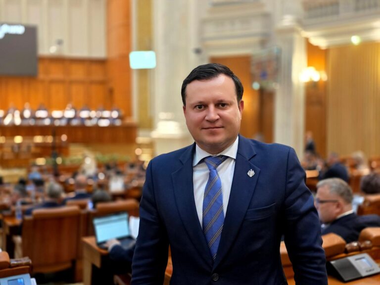 COMUNICAT DE PRESĂ Senatorul Cătălin Silegeanu: „Eu nu trădez românii! Nu am votat Guvernul Veștea”