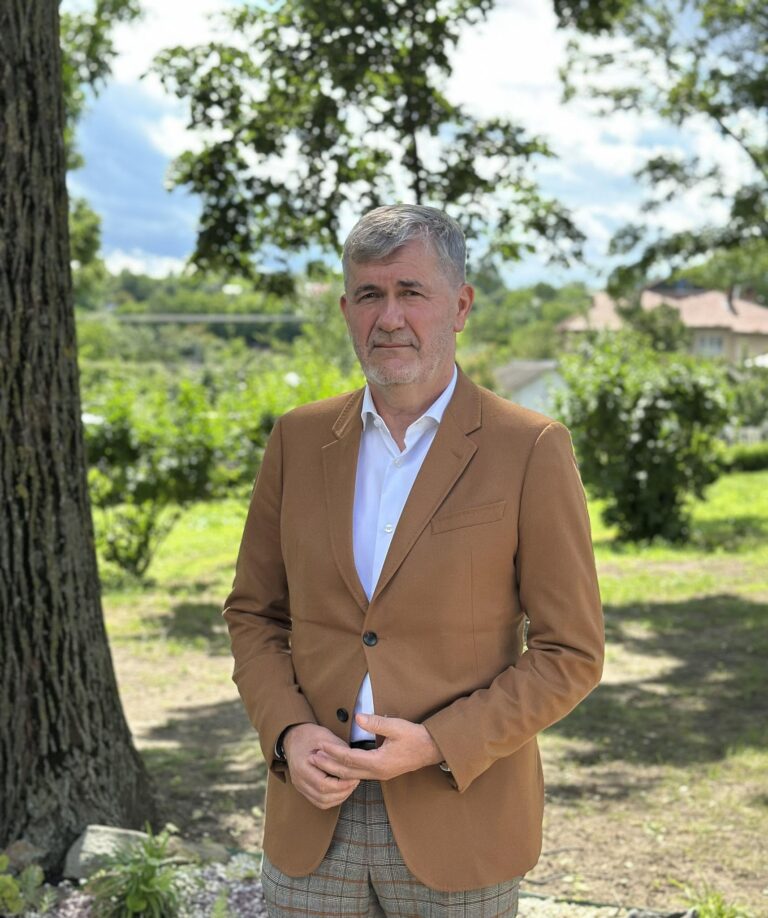Iftime cere „Guvern funcțional. Urgent!". Nicușor Dan îl desemnează pe liberalul Veștea premier, fără acordul lui Bolojan