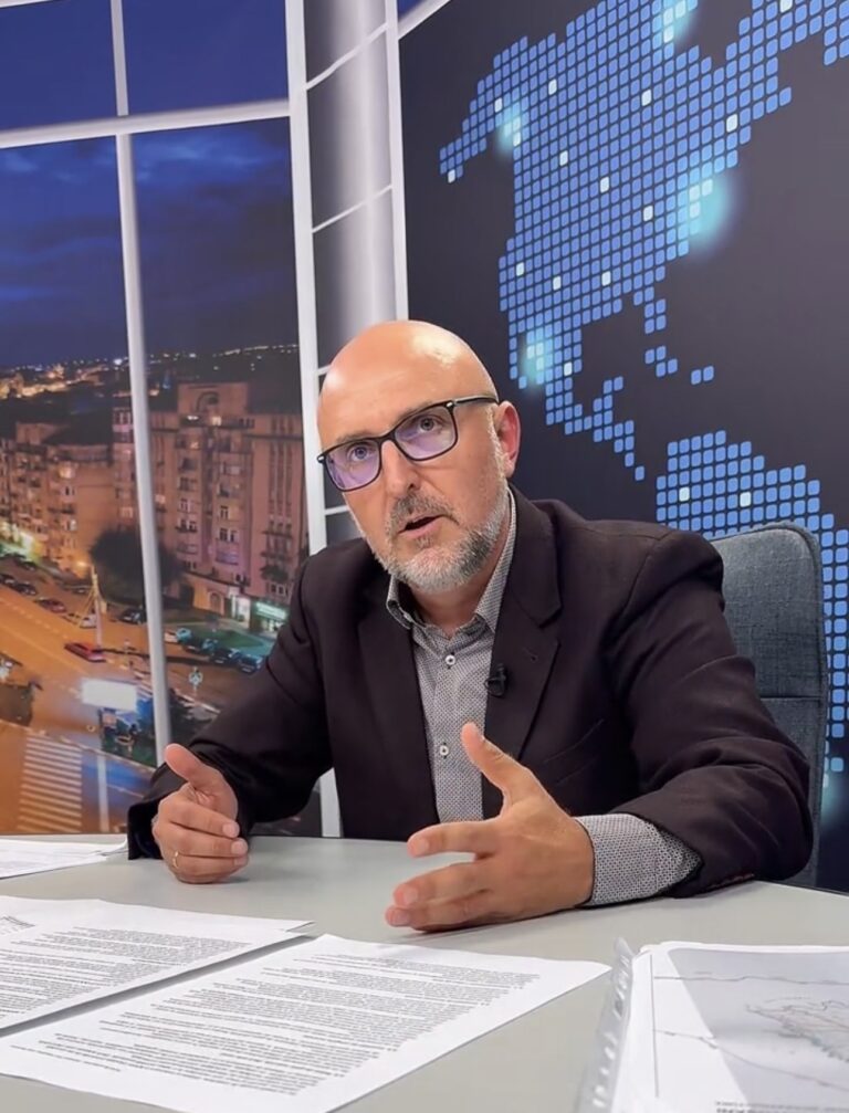Cristian Nistor acuză ”sifonarea banului public” la CJ Botoșani: ”Vreau să fac publice contractele” Cristian Nistor acuză ”sifonarea banului public” la CJ Botoșani: ”Vreau să fac publice contractele”