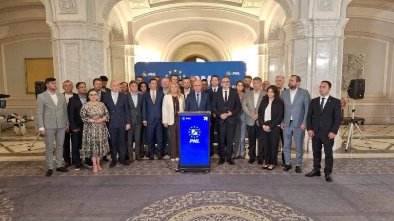 Atac dur Jitaru la adresa PSD: „Se opun acordului politic pentru că nu vor să nu fure, să nu-și avantajeze rudele” Atac dur Jitaru la adresa PSD: „Se opun acordului politic pentru că nu vor să nu fure, să nu-și avantajeze rudele”