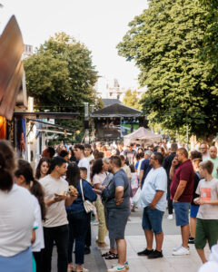 Street FOOD Festival revine la Botoșani cu o ediție aniversară și un show de drone în premieră, între 27 și 30 august pe Pietonalul Unirii!