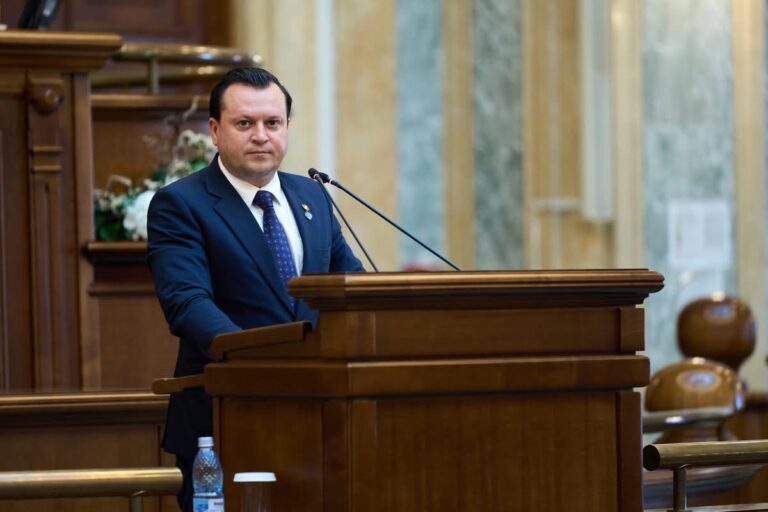 Scumpirea chiriilor cu 43% într-o țară cu peste 2,5 milioane de locuințe goale, „cea mai amplă reformă marca PSD și PNL”